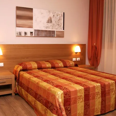 Hotel Calinferno Codogne Exterior photo