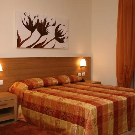 Hotel Calinferno Codogne Room photo