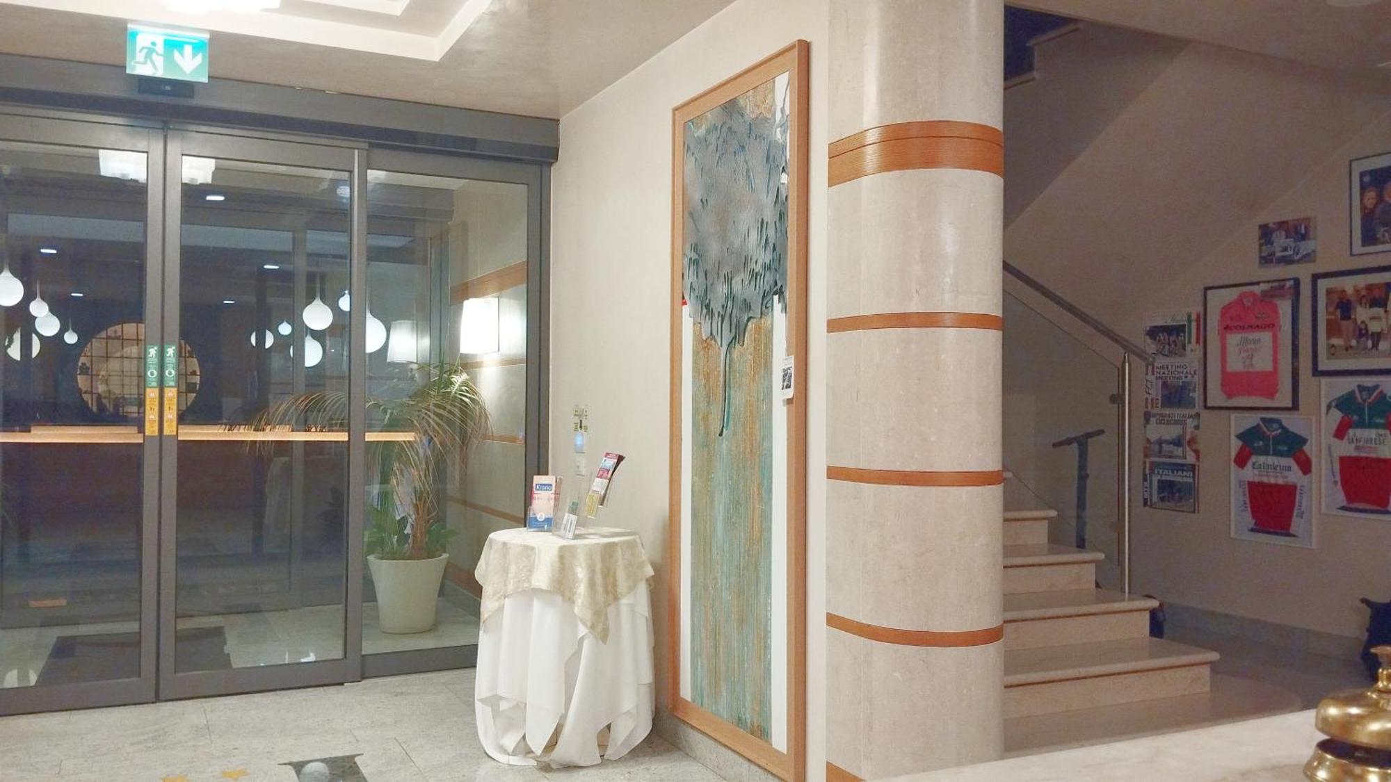 Hotel Calinferno 3*