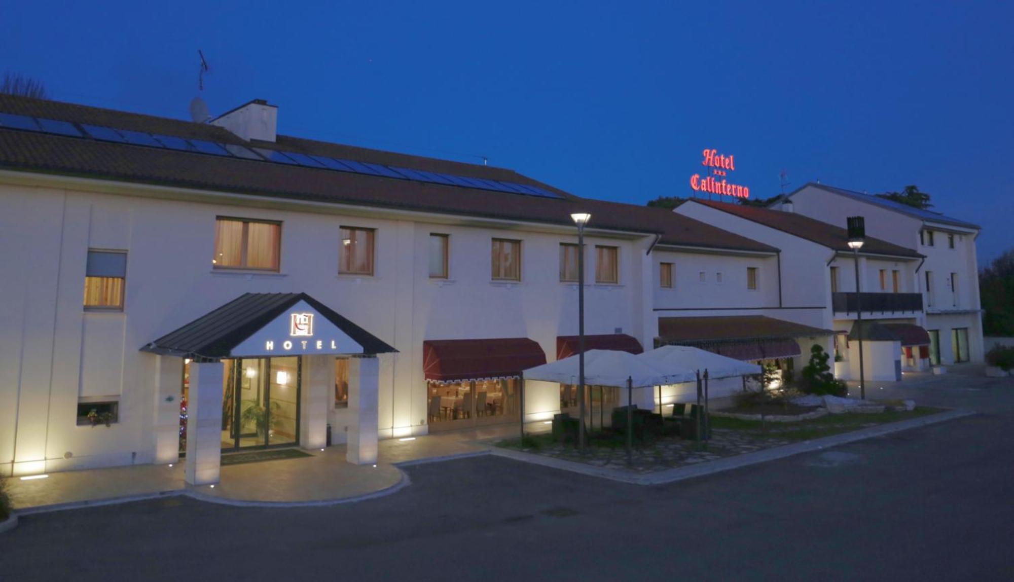 Hotel Calinferno 3*