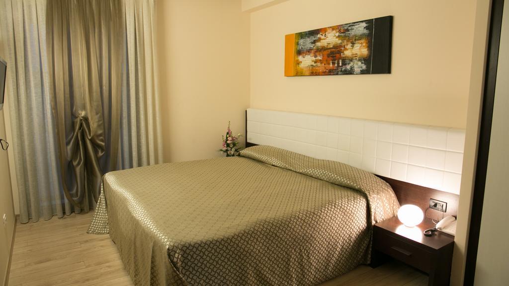 Calinferno Hotel
