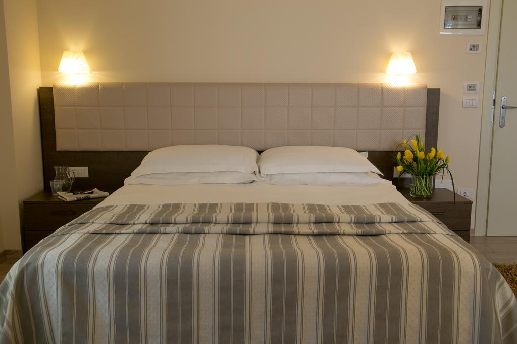 Calinferno Hotel